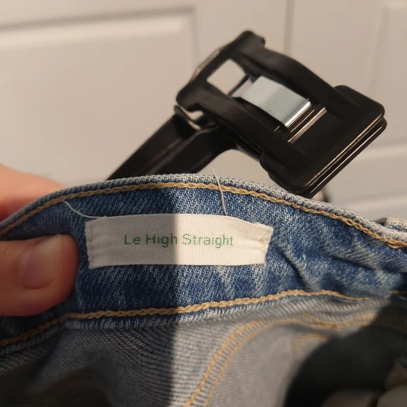 FRAME Le High Straight Jean